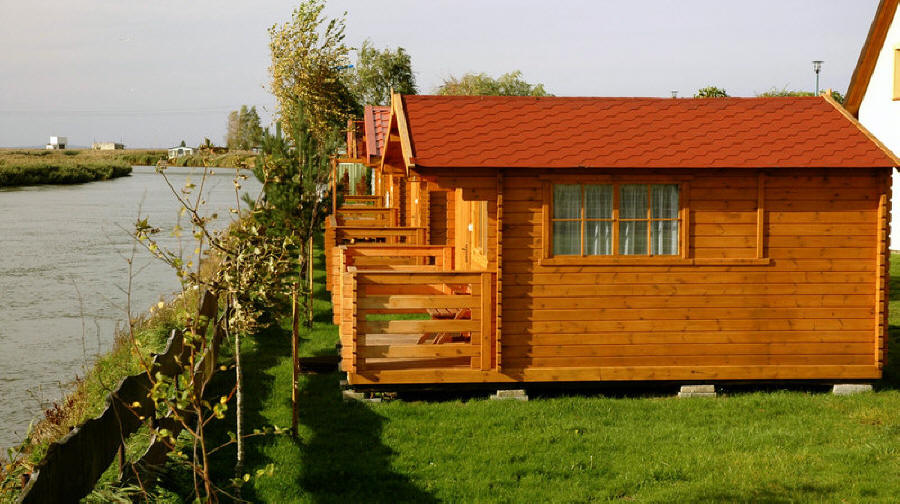 centre de loisirs ville de tentes camping toute l'année maisons de campagne chambres hébergement hébergement en Pologne Mer Baltique Leba